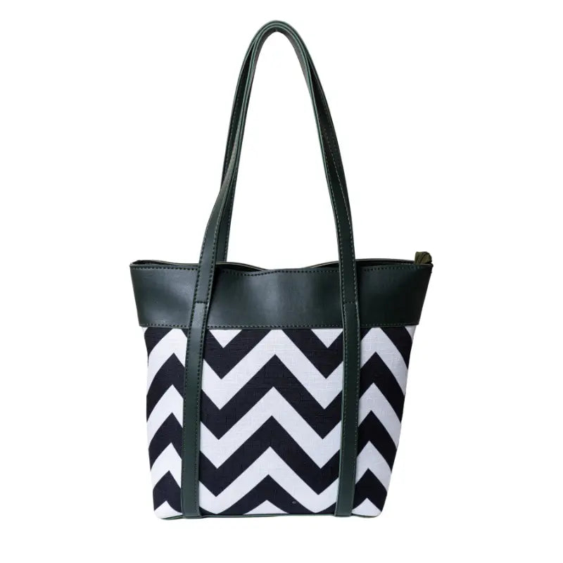 Tasha’s Chrono Bag - Emareld Green Tasha