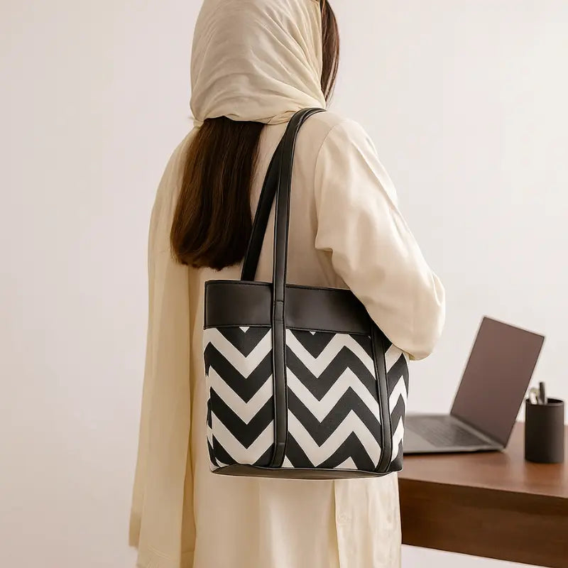 Tasha's Chrono Bag - Black Tasha